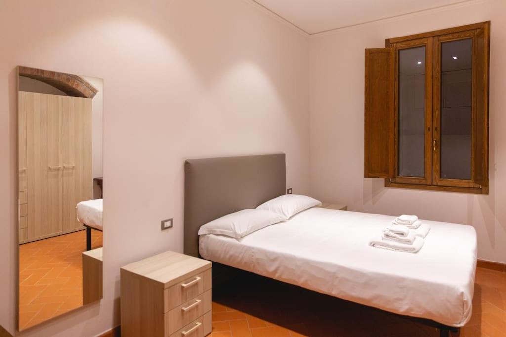 Cozy And Charmin 3Br Apartment Steps By Duomo Florença Exterior foto