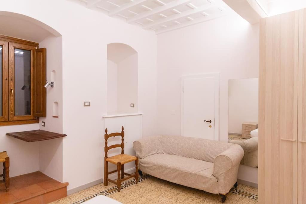 Cozy And Charmin 3Br Apartment Steps By Duomo Florença Exterior foto