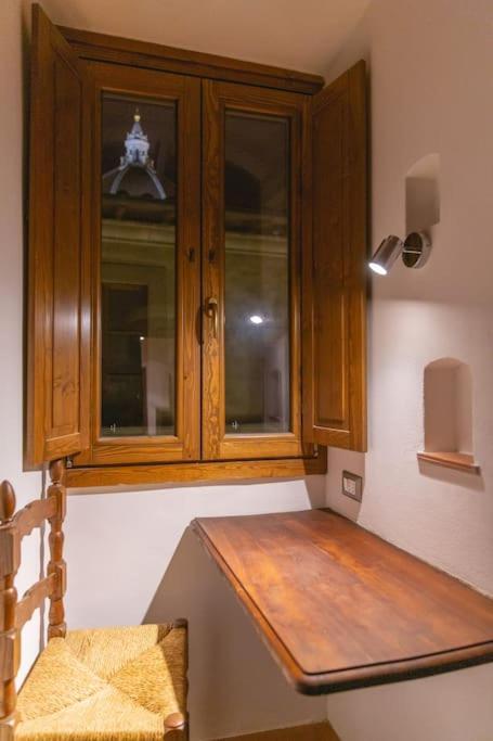 Cozy And Charmin 3Br Apartment Steps By Duomo Florença Exterior foto