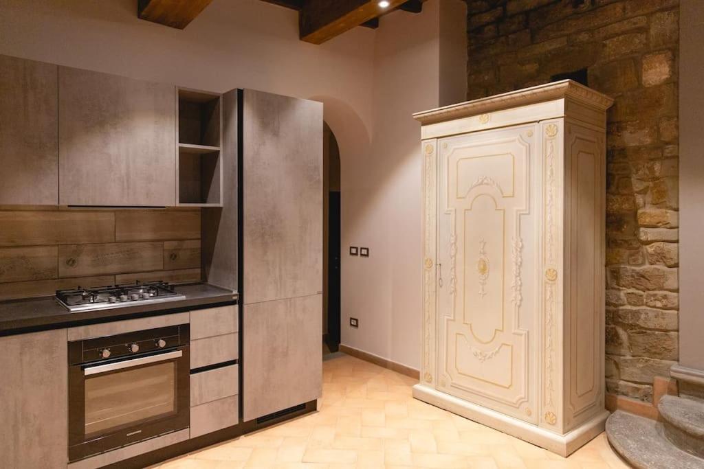 Cozy And Charmin 3Br Apartment Steps By Duomo Florença Exterior foto